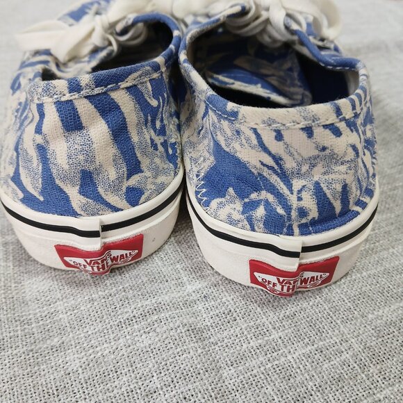 Vans UltraCush Hawiian Tropical Blue and White Floral Skate Sneaker Women's 7 - Picture 3 of 7